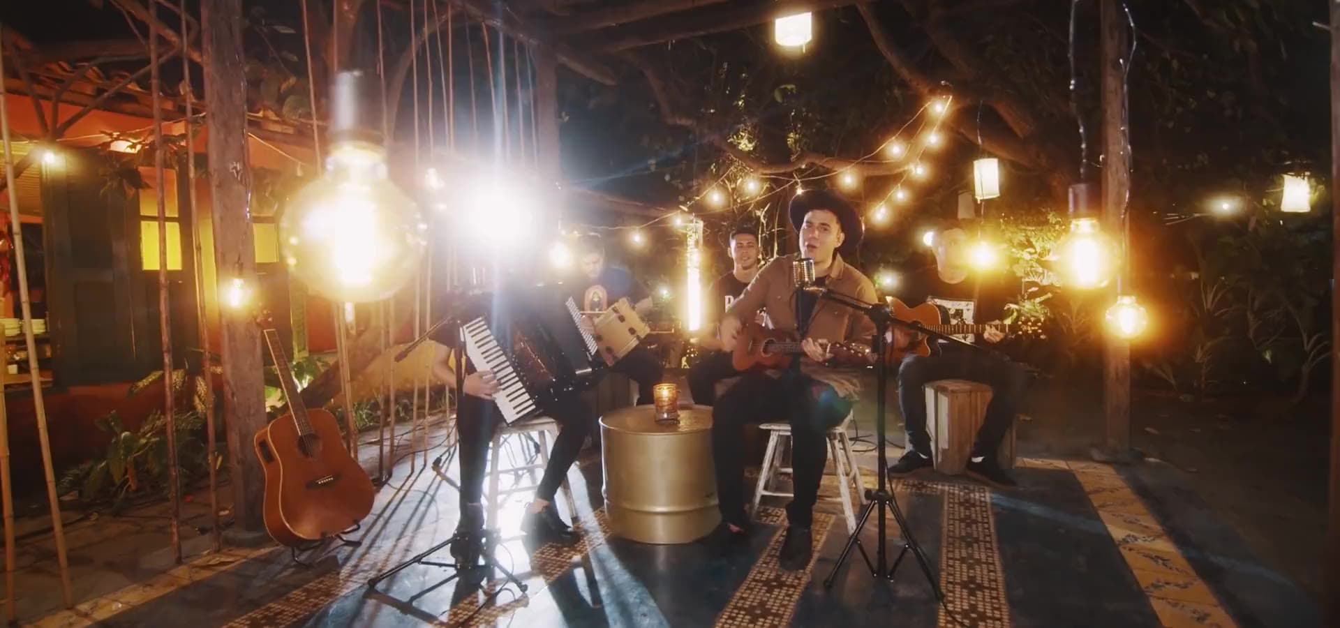 Capa do vídeo: Melhor Mulher do País